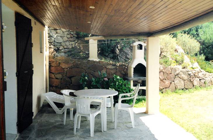 Gîte pour 2 personnes, avec terrasse en Corse - 2