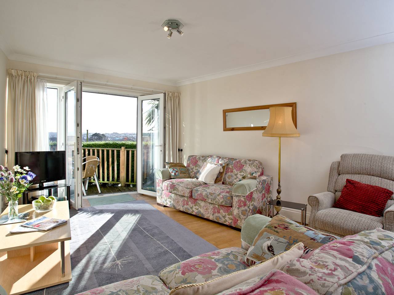 Entire apartment, 1 Roundham Heights in Paignton, Torbay