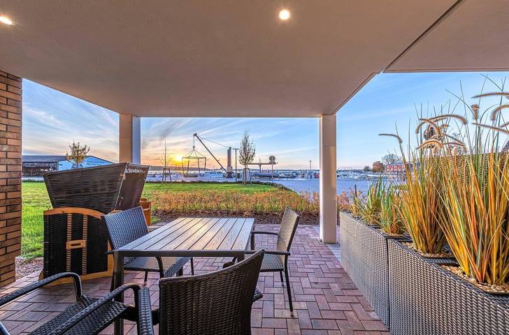 Ferienwohnung für 4 Personen, mit Terrasse und Sauna sowie Seeblick