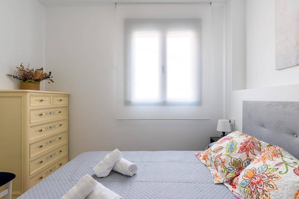 Entire apartment, Holi-Rent Pobladores in Camas, Sevilla Province