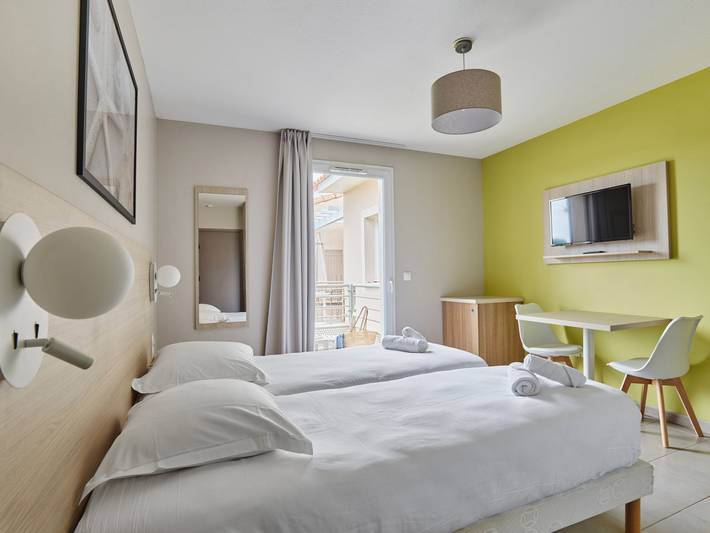 Ferienwohnung für 2 Personen, mit Sauna und Terrasse sowie Kinderpool, mit Haustier an der Côte d'Azur - 4