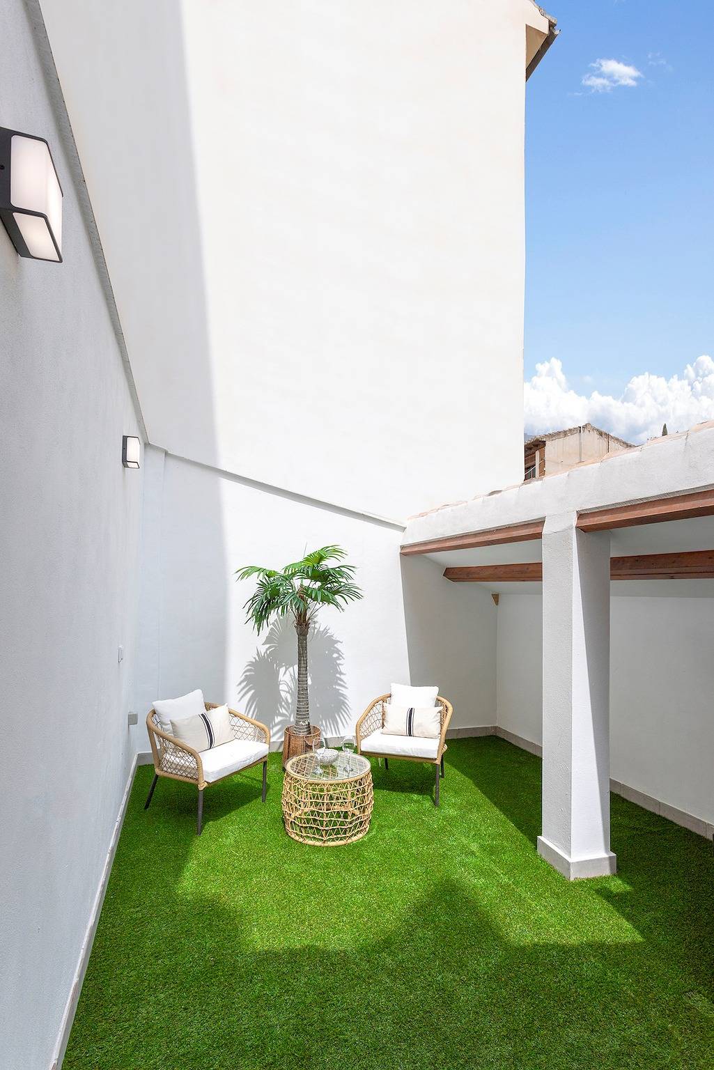 Apartamento entero, Sophisticated House with Terrace. Plaza del Realejo in Realejo-San Matías, Granada