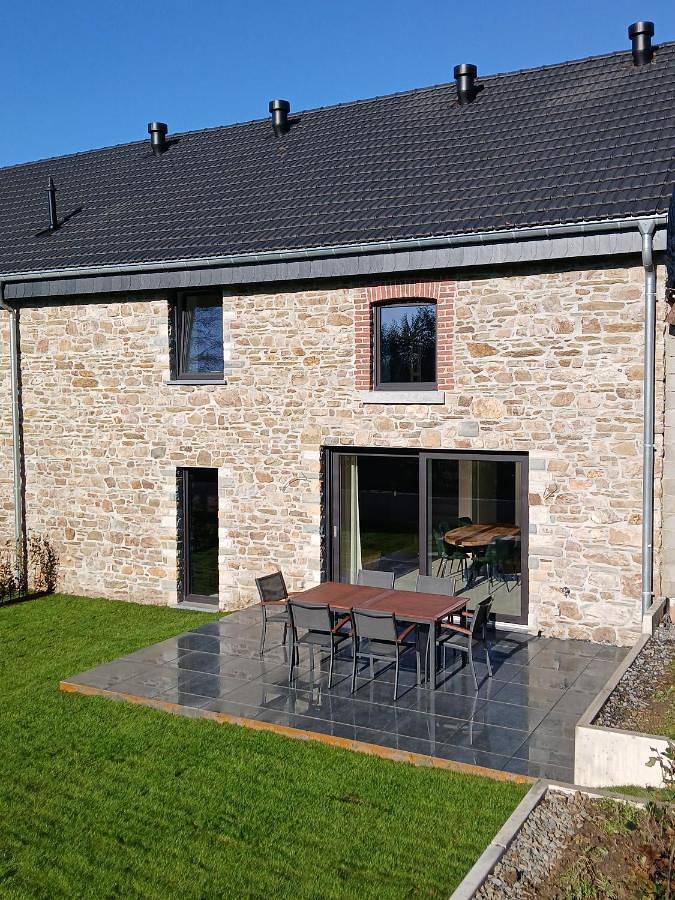 Location de vacances pour 6 personnes, avec terrasse et jardin à Jalhay - 2