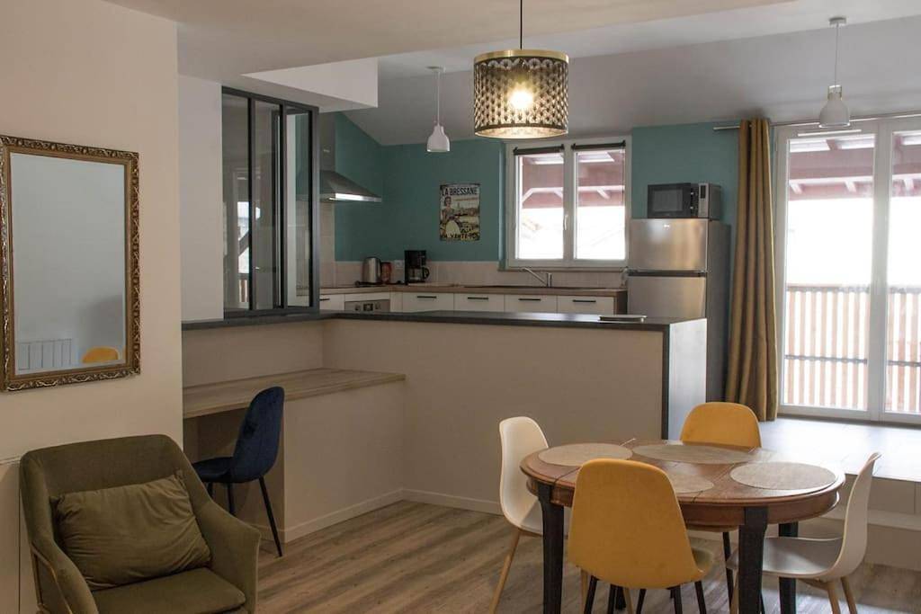 Appartement entier, Gîte - Quartier ancien in Ambérieu-en-Bugey, Belley