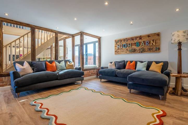 Holiday rental for 8 people, with balcony and garden as well as hot tub in Happisburgh