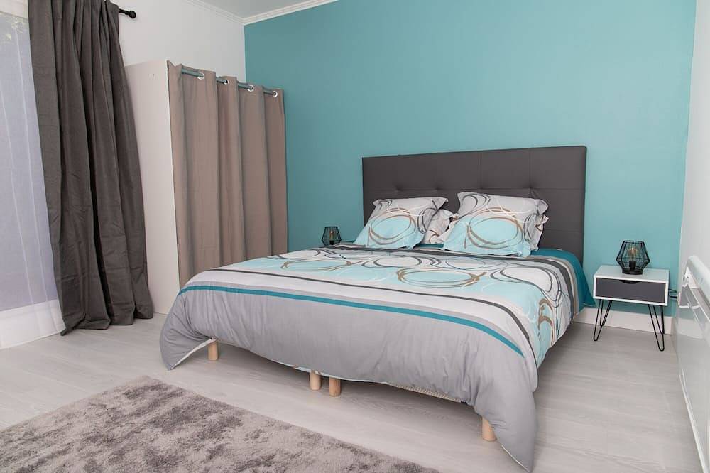 Apartamento entero, 70m² hypercentre apartment with whirlpool bath in La Flèche, Sarthe