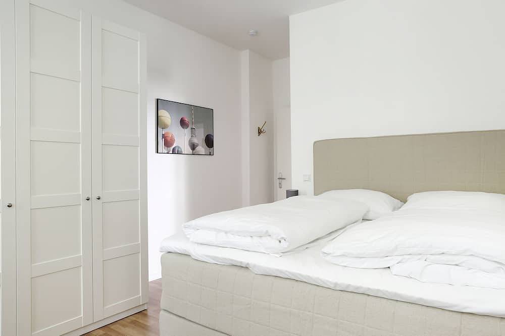 Ganze Wohnung, Comfortable spacious apartment in Central Prenzlauer Berg in Prenzlauer Berg Berlin, Berlin