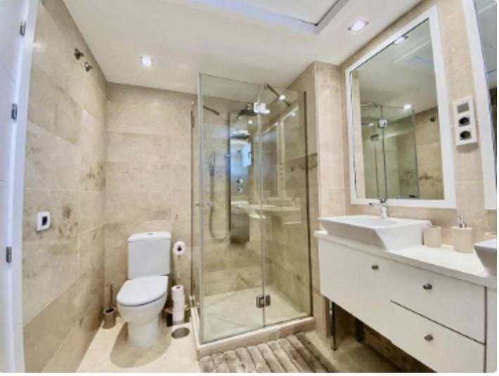 Ganze Ferienwohnung, Ferienwohnung für 6 Personen mit Pool in Buenas Noches, Casares