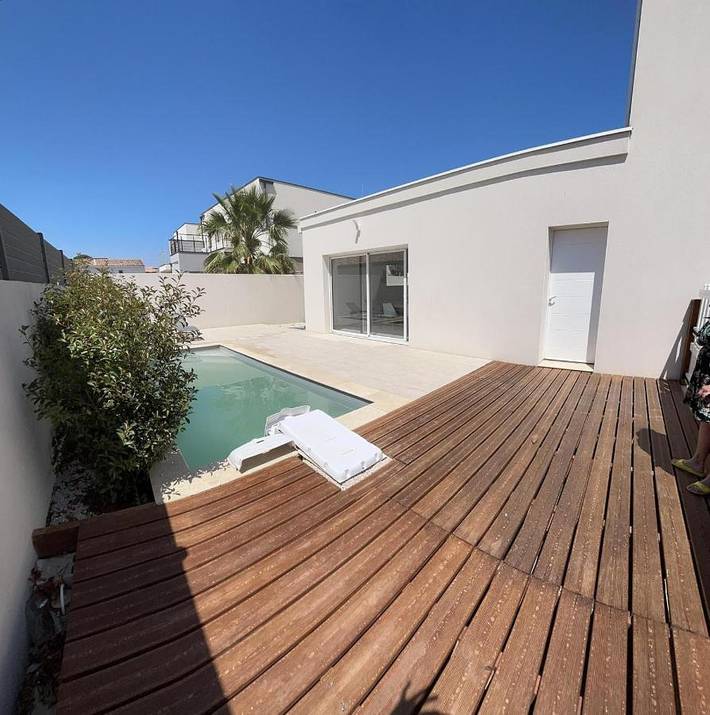 Chalet para 6 personas, con jardín y piscina - 1