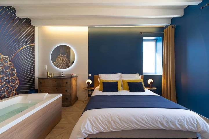 Location de vacances pour 3 personnes, avec piscine ainsi que terrasse et jardin à Francueil - 3