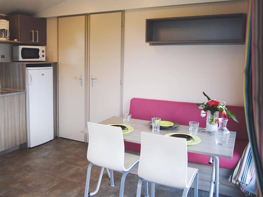 Camping La Corniche - Mobilhome 6 personnes - Loggia Éco 4/6 personnes in Plozévet, Côte de Cornouaille