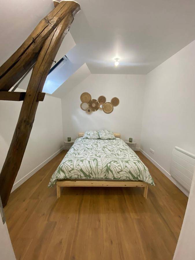 Location de vacances pour 6 personnes, avec terrasse à La Grande-Paroisse - 2