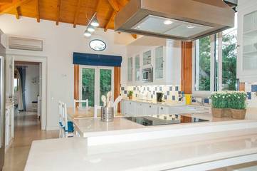 Vakantiehuis voor 10 Personen in Olhos de Água, Faro District, Afbeelding 1