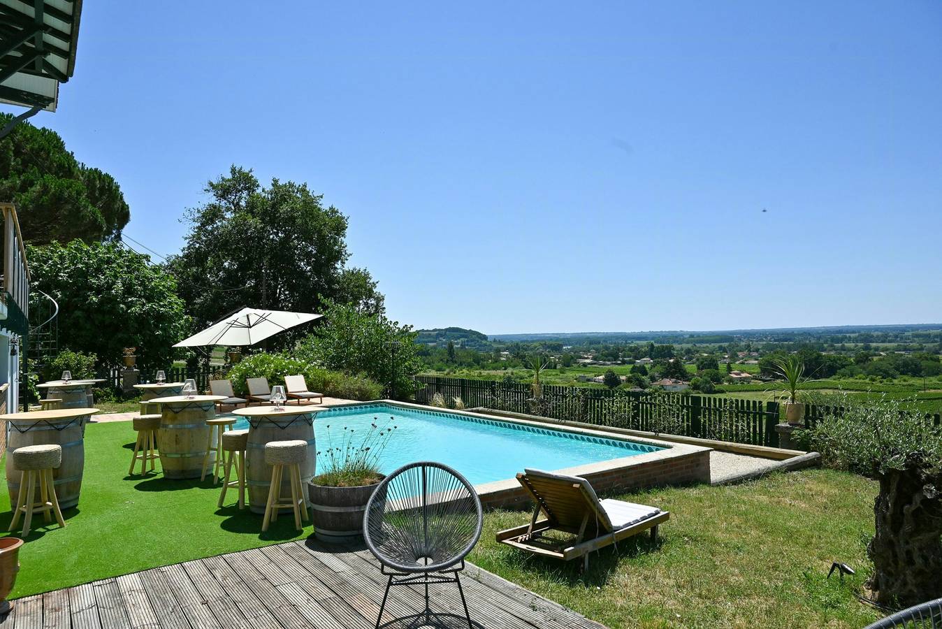Chalet vinícola con piscina en Gironda in Cadillac, Región de Langon