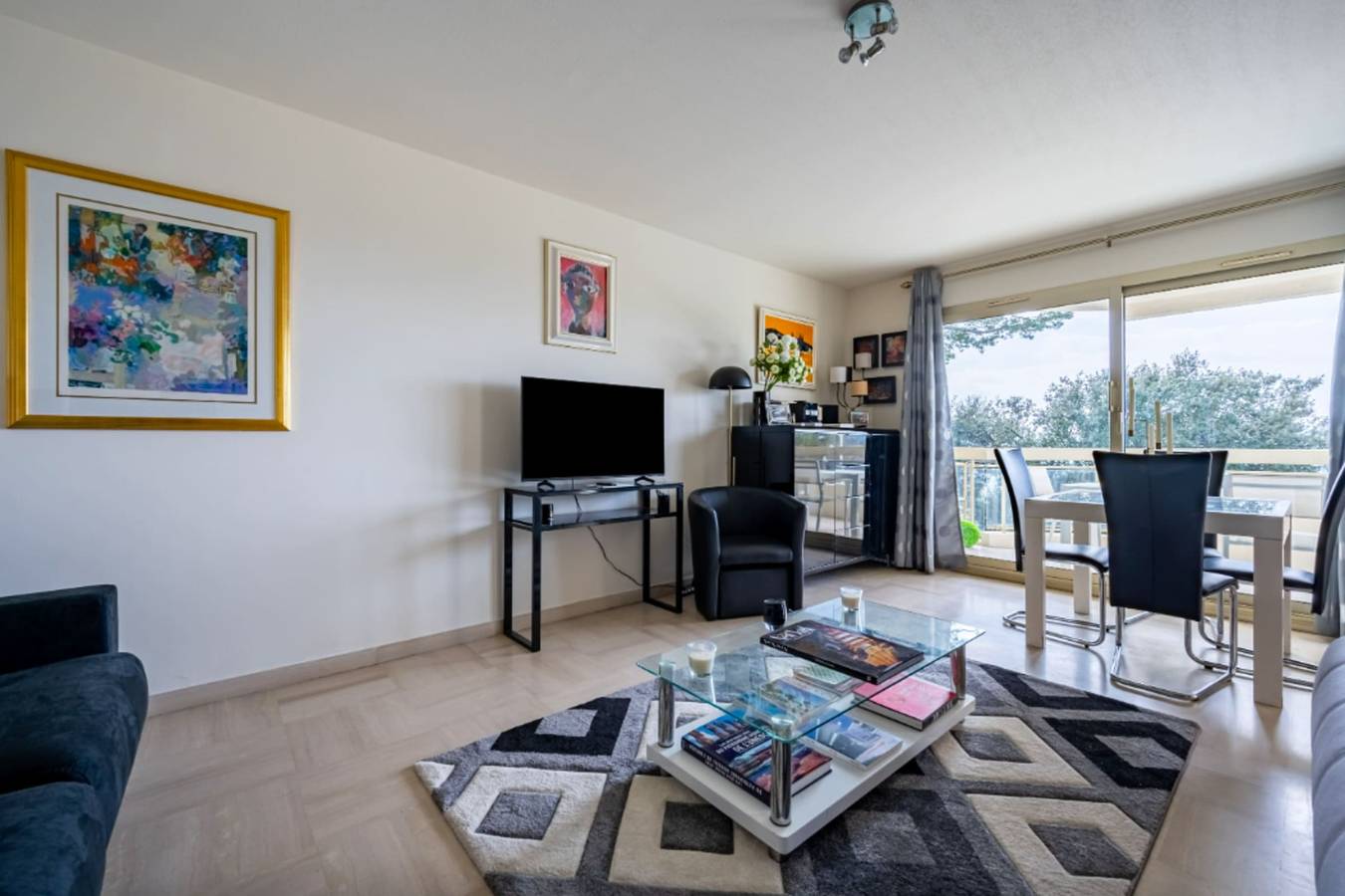 Studio entier, Studio avec vue sur mer et piscine in Mougins, Région de Cannes