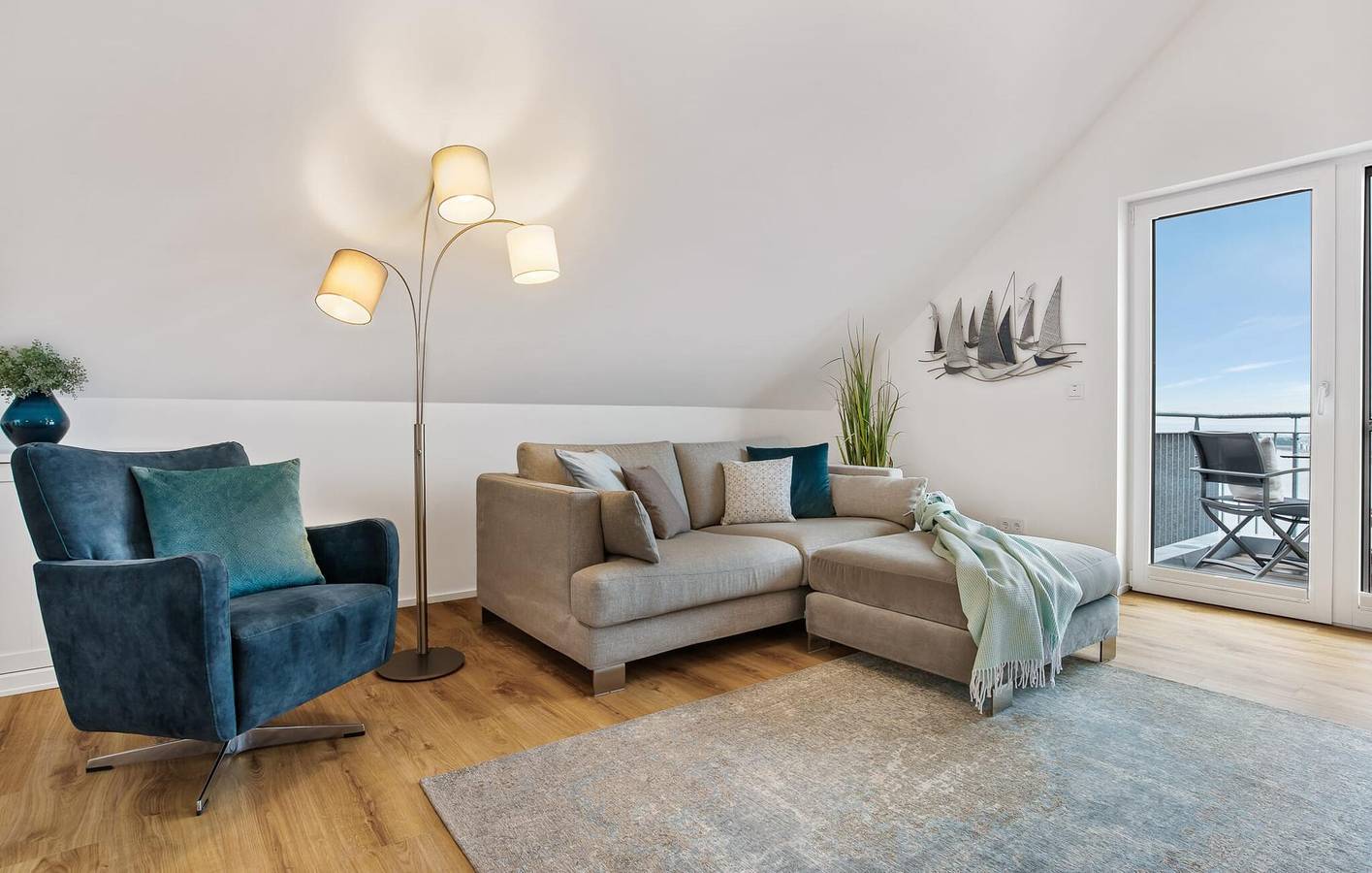 Ganze Ferienwohnung, Apartment mit Meerblick, Terrasse, Parkplatz und TV, 1 km zum Strand in Olpenitz, Kappeln