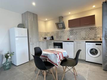 Gîte for 2 Guests in Sare, Pyrénées-Atlantiques, Picture 2