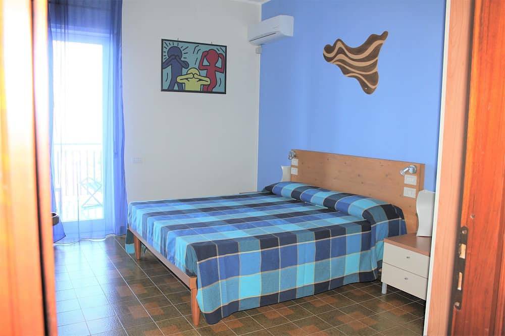 Apartamento entero, Apartment-1 With 2 Rooms-Near The Sea-Private Parking-Panoramic View in Cefalú, Cefalù (Municipio)