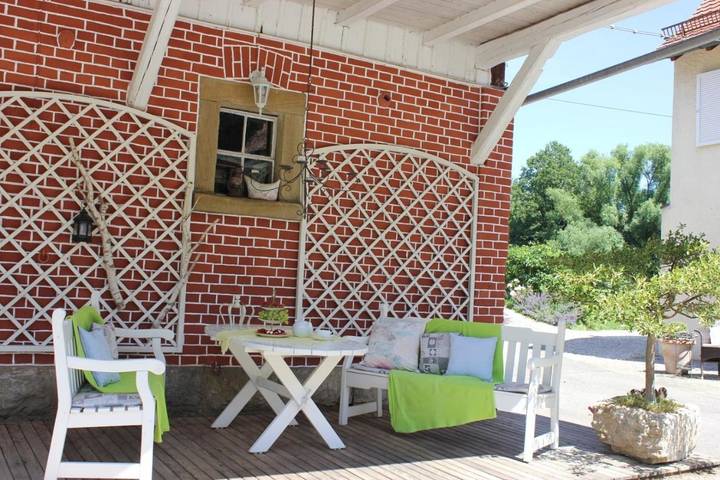 Ferienwohnung für 2 Personen, mit Terrasse und Garten sowie Ausblick in Rot am See - 4