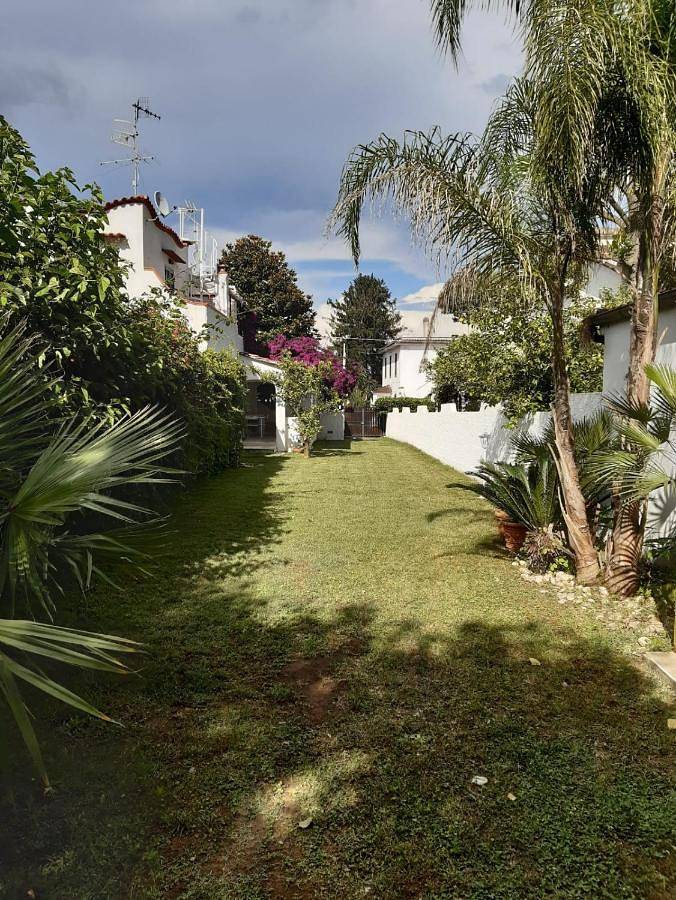 Villa per 10 persone, con Balcone e Terrazza nonché Giardino e Panorama a San Felice Circeo