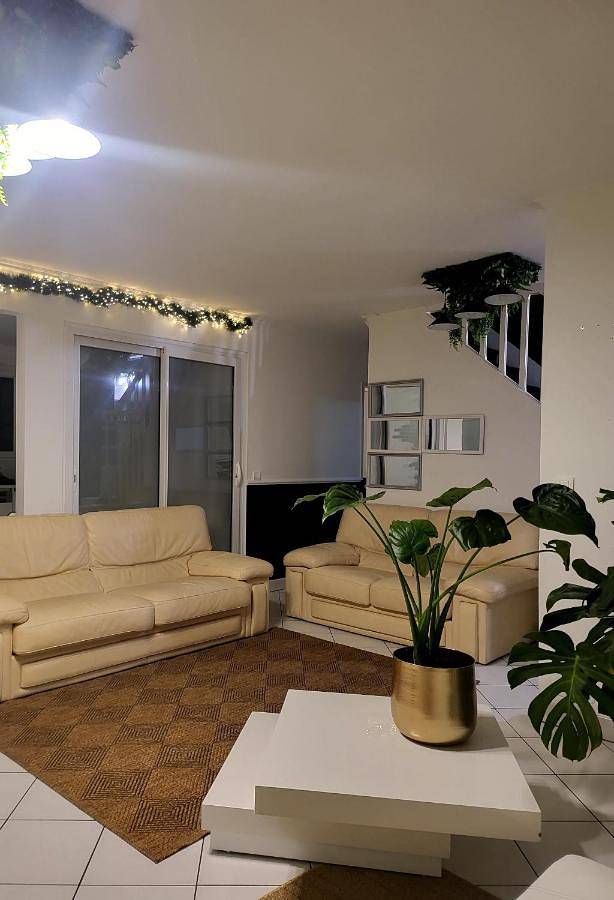 Location de vacances pour 9 personnes, avec vue ainsi que piscine et terrasse dans Vexin-sur-Epte - 3