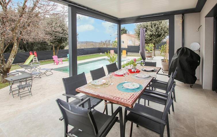 Location de vacances pour 8 personnes, avec piscine à Montboucher-sur-Jabron - 2