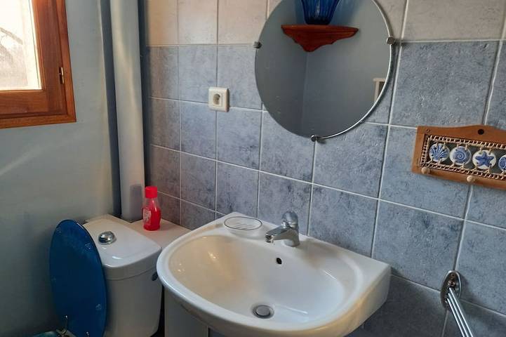 Gîte pour 4 personnes, avec terrasse et jardin, animaux acceptés à Vézac - 3