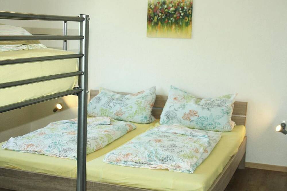 Ferienhaus Cilla - Ferienhaus, Dusche, Wc in Beltheim, Hunsrück