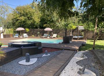 Gîte pour 4 personnes, avec terrasse et jardin ainsi que piscine et jacuzzi dans Yonne