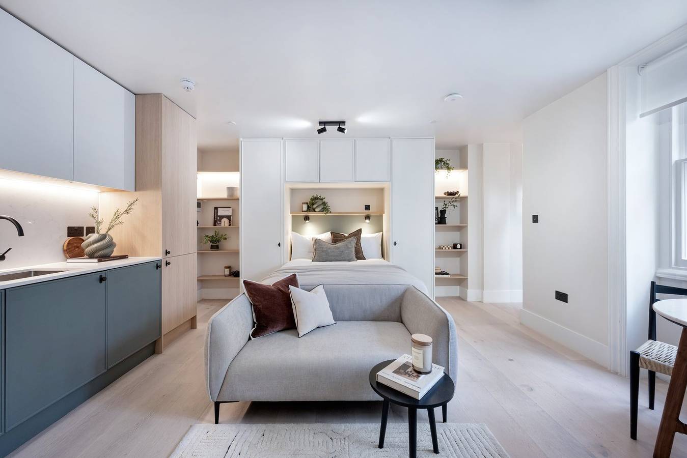 Entire apartment, Chic Studio Retreat near Notting Hill in London, South East England