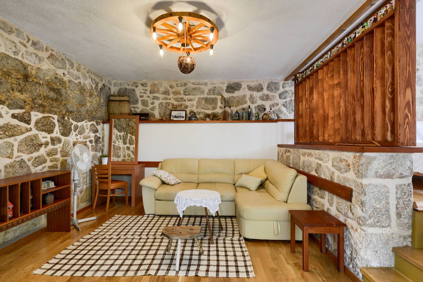 Traditionelles Steinhaus Adrian in Tribanj, Starigrad