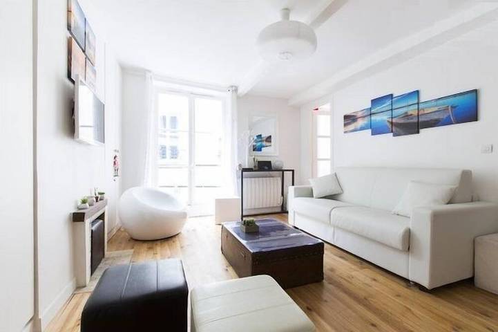 Appartement de vacances pour 4 personnes, avec Terrasse ainsi que Jardin et Piscine