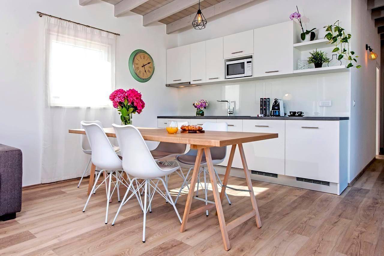 Ferienhaus in Šegotići mit Großem Garten in Peruski, Südküste Istrien