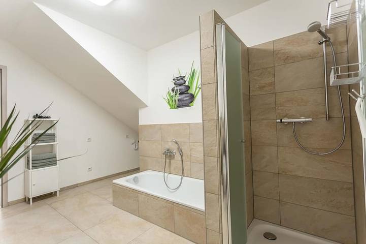 Ganze Wohnung, FeWo Zirndorf/Bronnamberg in Zirndorf, Landkreis Fürth