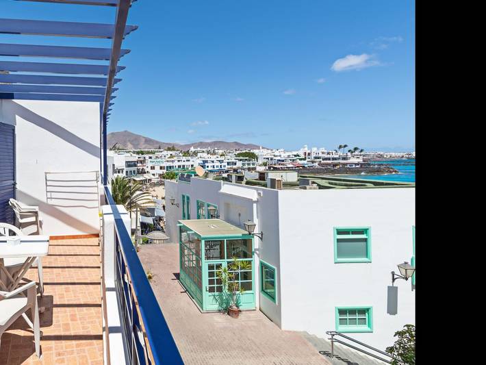 Ganze Wohnung, Zentrales Apartment in Playa Blanca mit 2 Schlafzimmern in Playa Blanca, Yaiza
