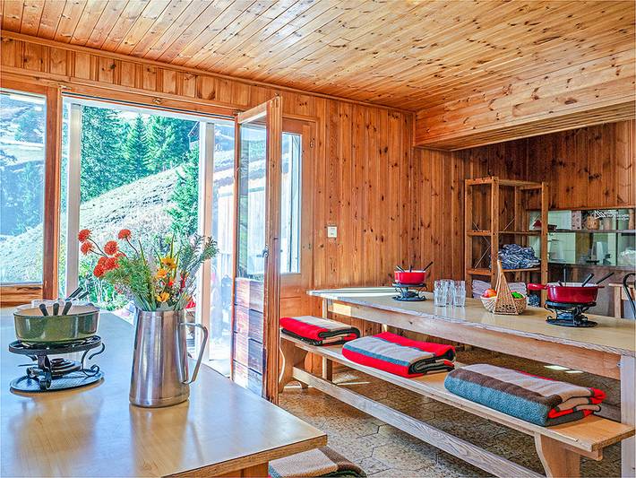 Location de vacances pour 52 personnes, avec vue et balcon à Val-d'Illiez - 4