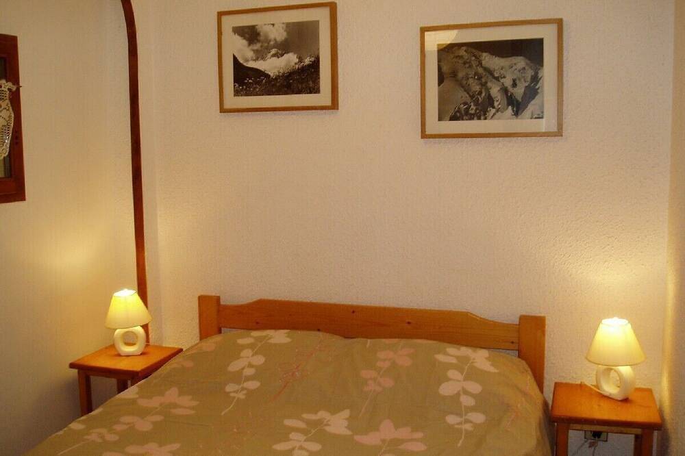 Appartement entier, Les Houches , Chamonix . Appartement pour 4 ou 6 personnes in Les Houches, Massif du Mont-Blanc