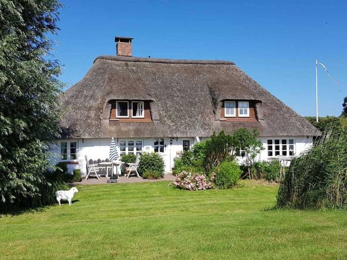 Ferienwohnung für 2 Personen, mit Terrasse und Garten in Poppenbüll - 2