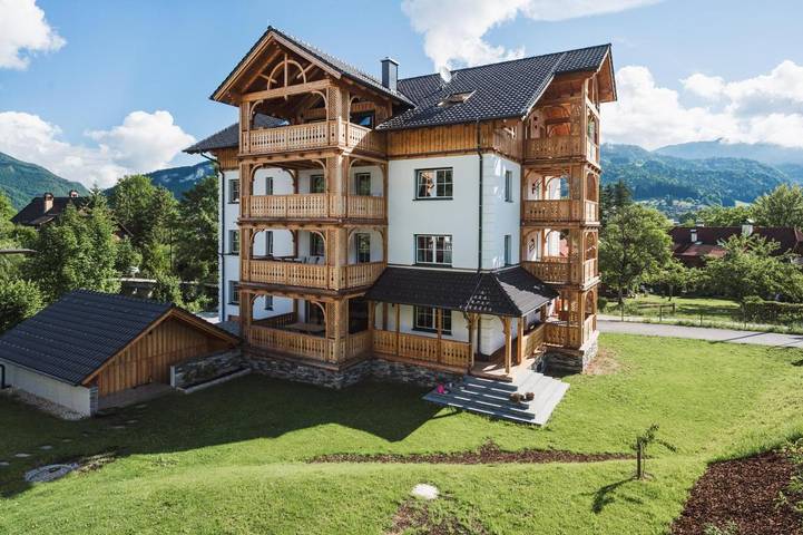 Ferienwohnung für 6 Personen, mit Ausblick und Balkon sowie Pool