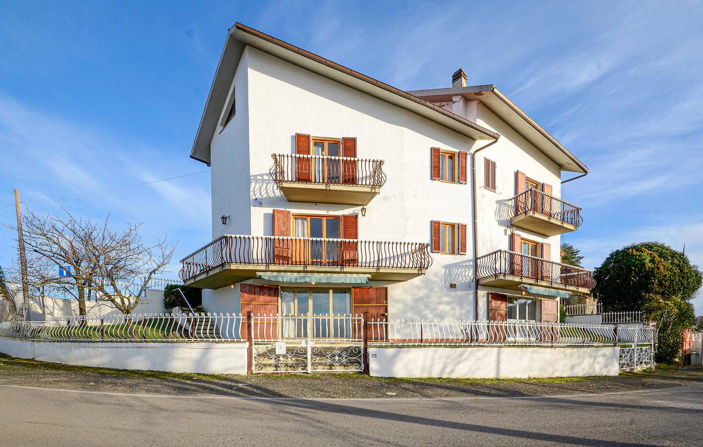 Appartamento di lusso con piscina e giardino, WiFi, a 600 m dal Ristorante Il Riccio in Cinigiano, Provincia di Grosseto