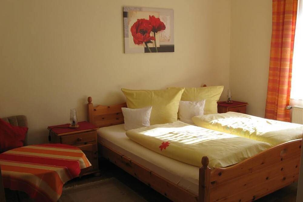Doppelzimmer Dusche/Wc - Gasthaus Weiler in Bettenfeld, Bernkastel-Kues & Umgebung