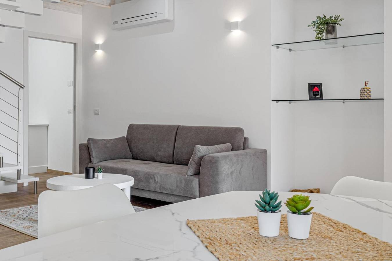 Entire apartment, Apartment 'Golfo Aranci' with Sea View, Wi-Fi and Air Conditioning in Golfo Aranci, Costa Smeralda