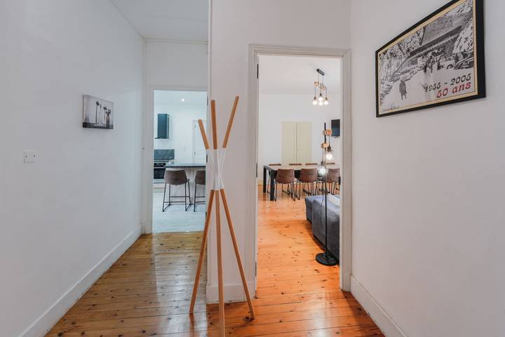 Entire apartment, Apartment 'Appartement Pyrénées-Ariégeoises' with Mountain View, Shared Garden and Wi-Fi in Luzenac, French Pyrenees