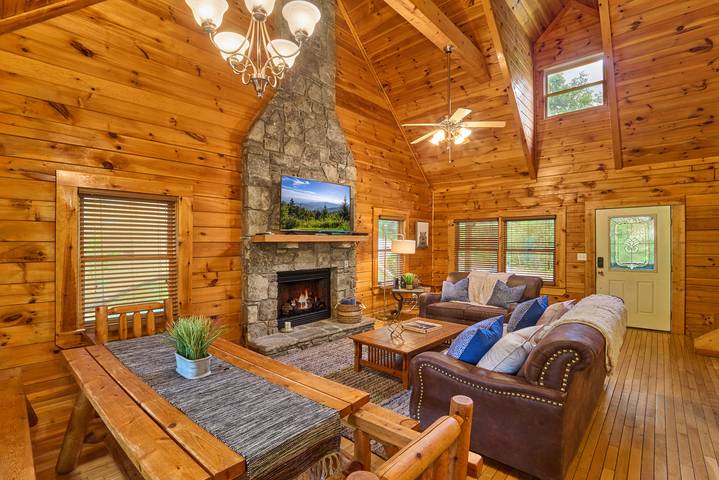 Vacation rental for 12 people in Pigeon Forge