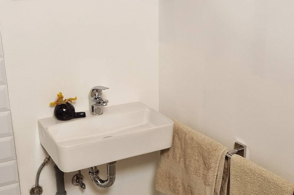 Completely renovated small stone house with sea view near Split in Split-Dalmatia
