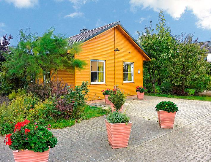 Ferienhaus für 4 Personen, mit Terrasse und Garten