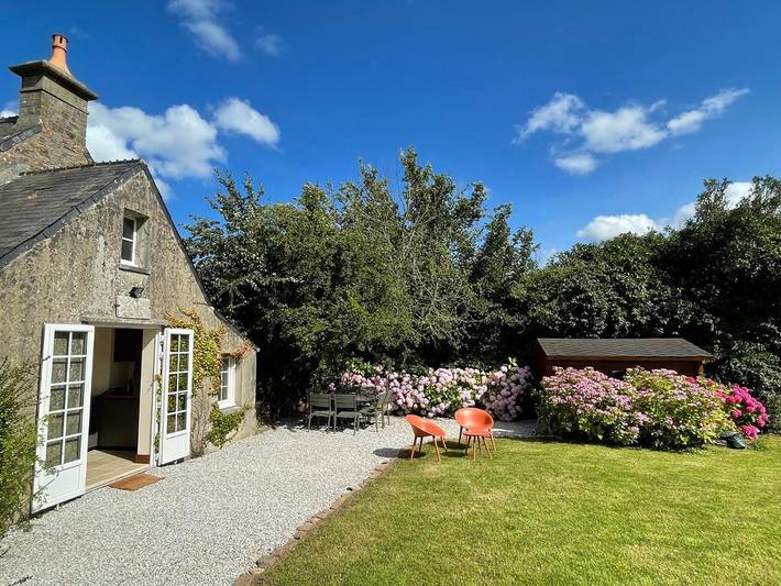 Location de vacances pour 6 personnes, avec vue et jardin à Quinéville - 4