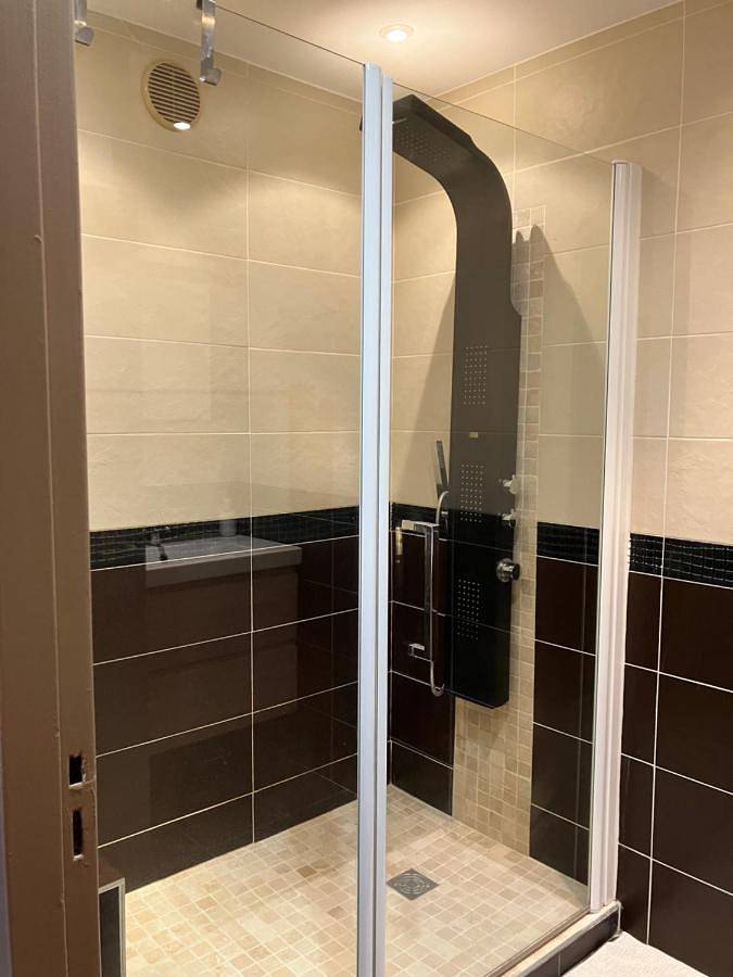Appartement entier, Paraíso - Logement entier proche Paris tout équipé avec parking in Franconville, Val-d'Oise