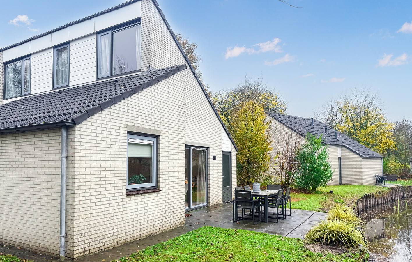 Ferienhaus für 5 Personen mit Terrasse in Hoeven, Halderberge