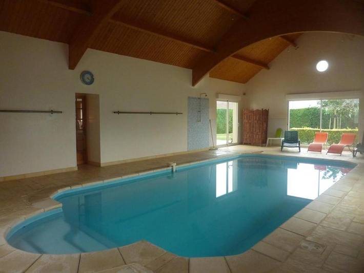 Location de vacances pour 7 personnes, avec terrasse, animaux acceptés dans La Chapelle-Saint-Martin-en-Plaine - 2